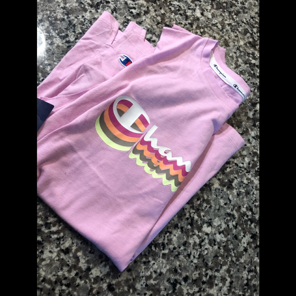 Champion tank size L NWT